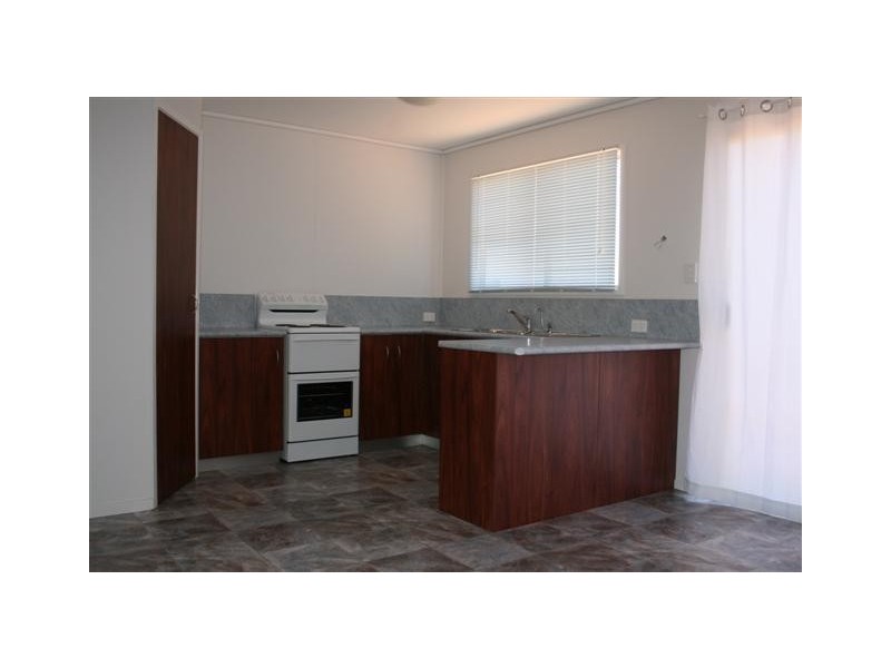 39 Ivy Street, Roma QLD 4455