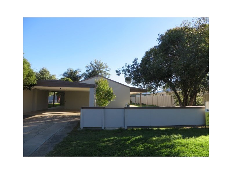 21 Alexander Avenue, Roma QLD 4455