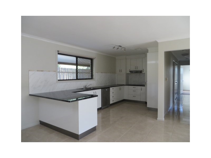 21 Alexander Avenue, Roma QLD 4455