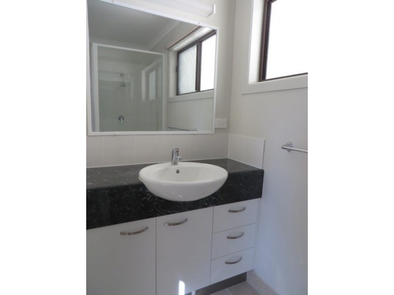 21 Alexander Avenue, Roma QLD 4455