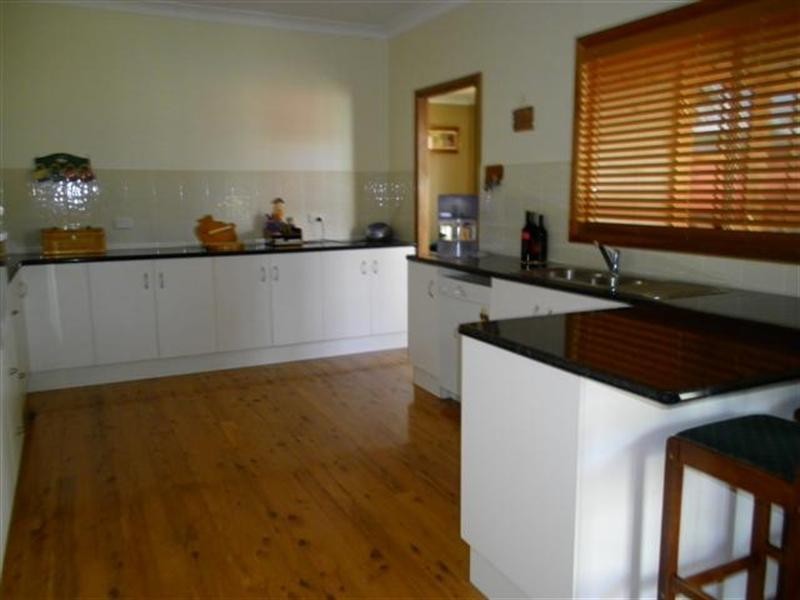 27 Karalee Court, Roma QLD 4455