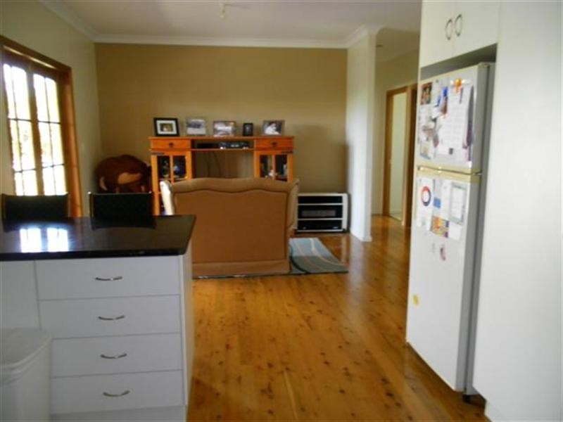 27 Karalee Court, Roma QLD 4455