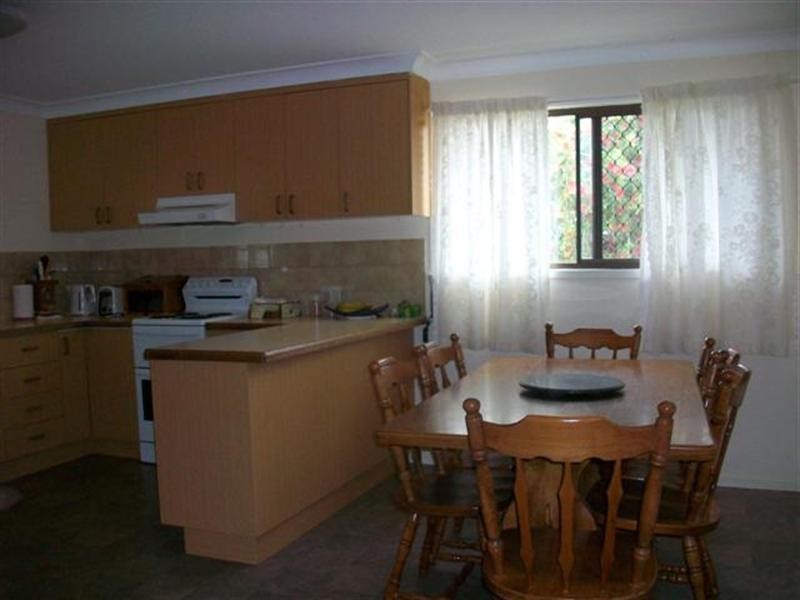 11 Powell Street, Roma QLD 4455