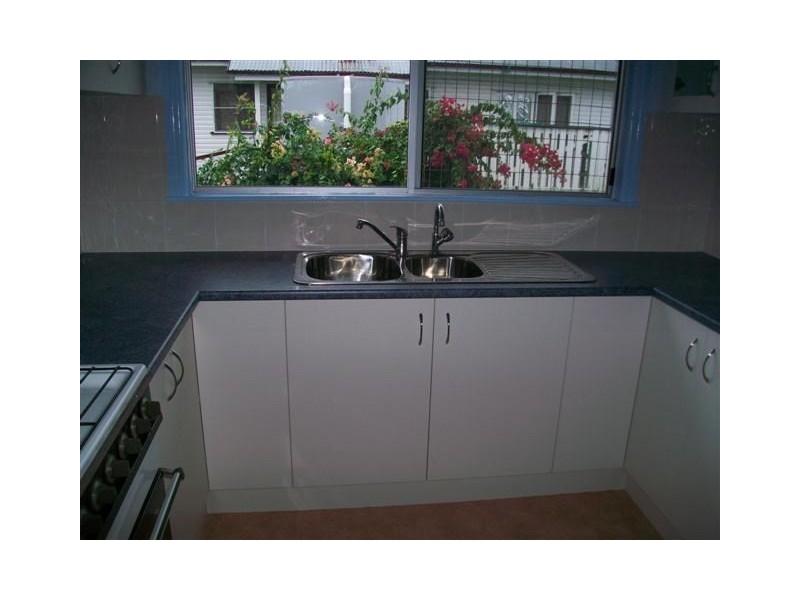 11 McEwan Street, Roma QLD 4455