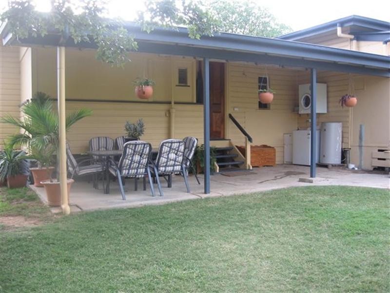 18 Miller Street, Taroom QLD 4420