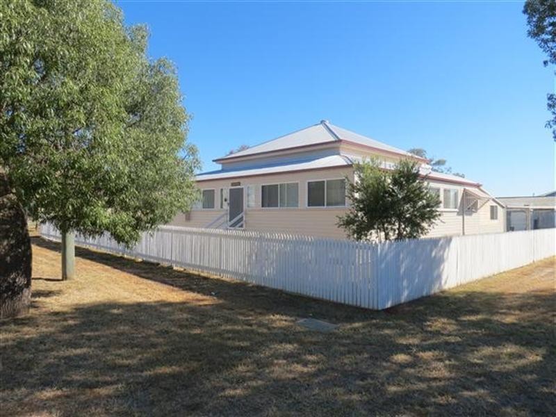 17 Conlan Street, Roma QLD 4455