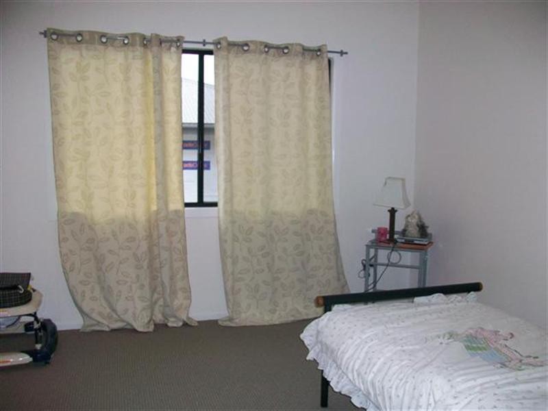 6 Lockyer Crescent, Roma QLD 4455