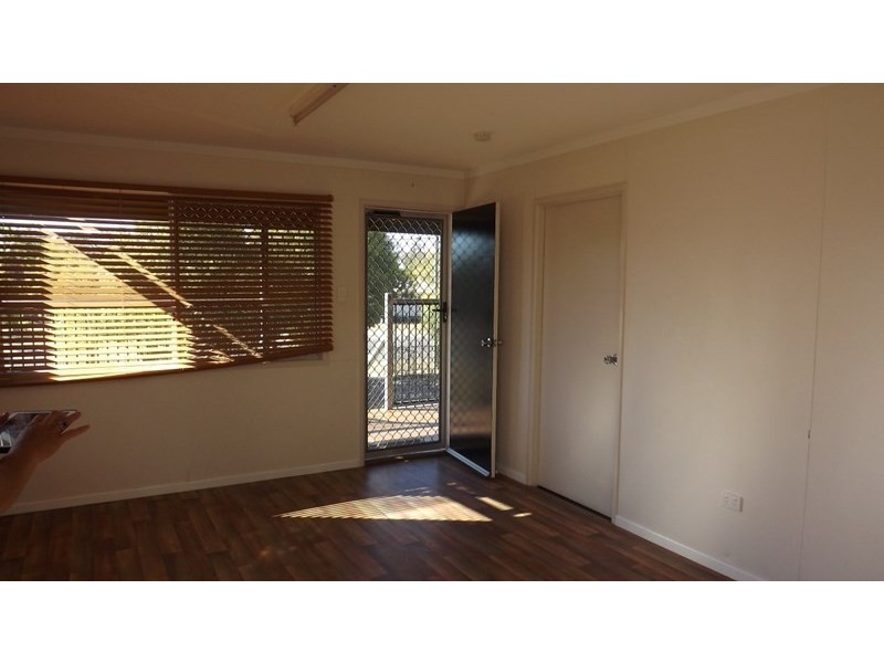 27 Charles Street, Roma QLD 4455