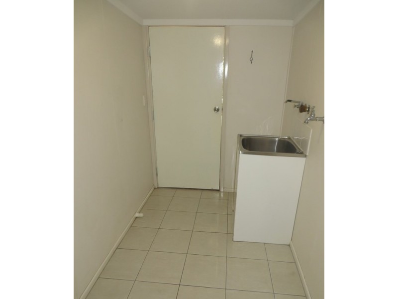 27 Charles Street, Roma QLD 4455