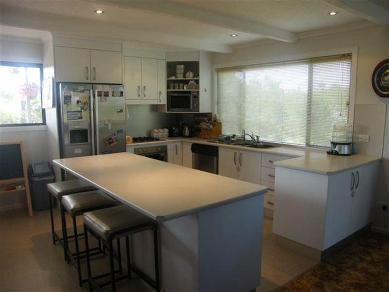 5 Graham Street, Taroom QLD 4420