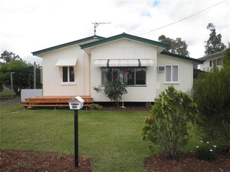 129 Miscamble Street, Roma QLD 4455