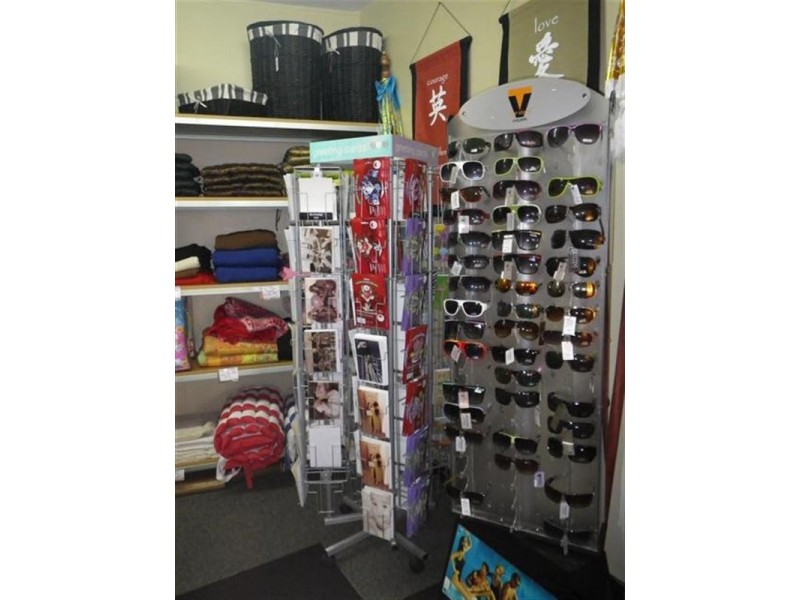 0 Loot Homewares, Roma QLD 4455