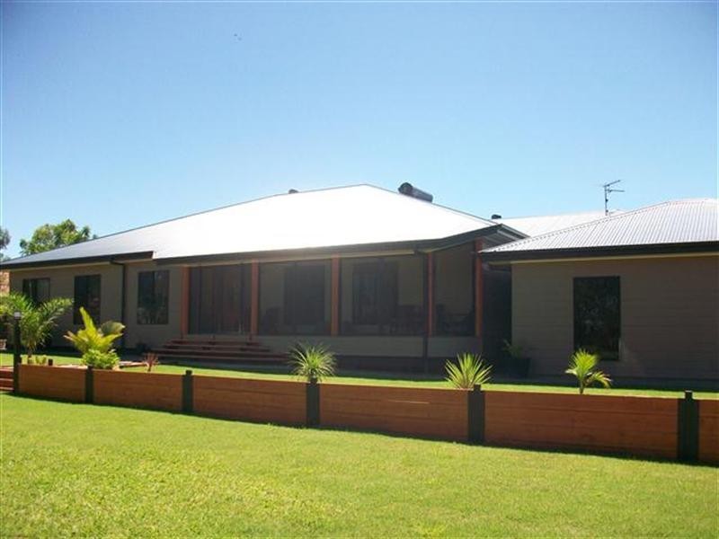 193 Charles, Roma QLD 4455