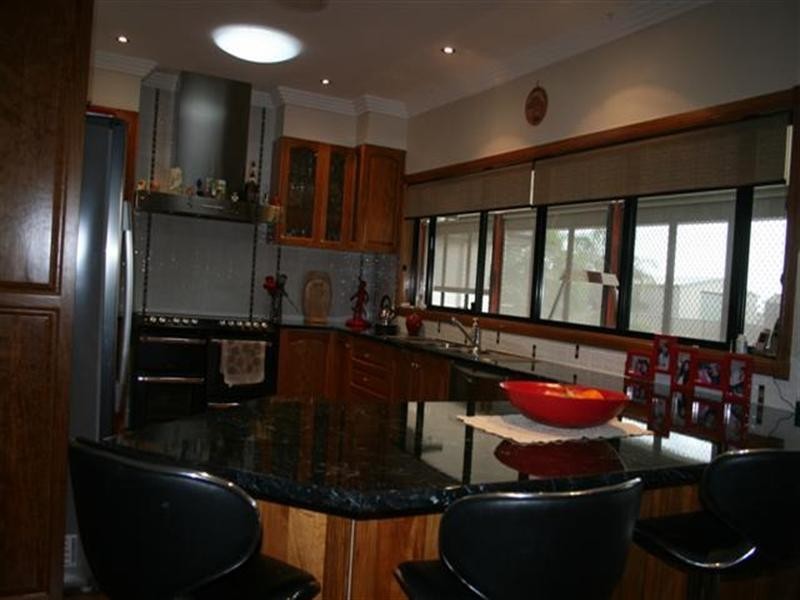 193 Charles, Roma QLD 4455