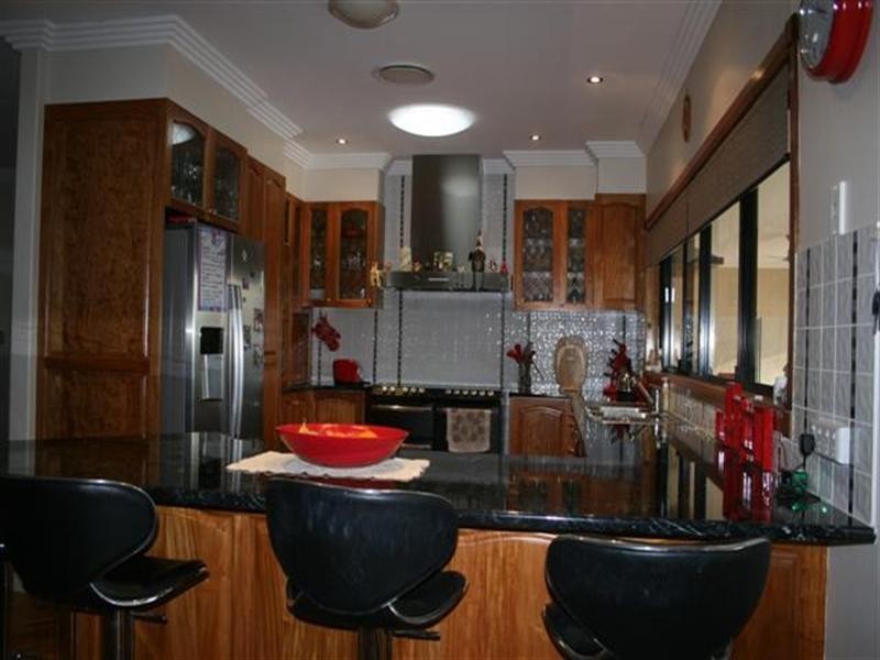 193 Charles, Roma QLD 4455