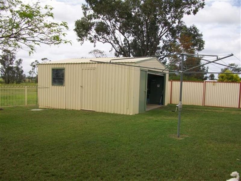 11 Powell Street, Roma QLD 4455