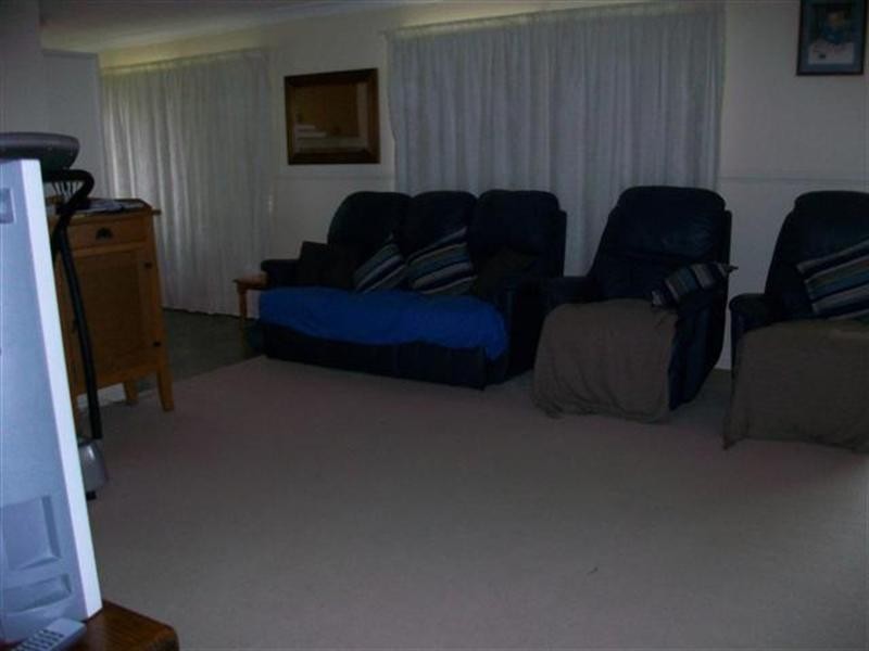 11 Powell Street, Roma QLD 4455