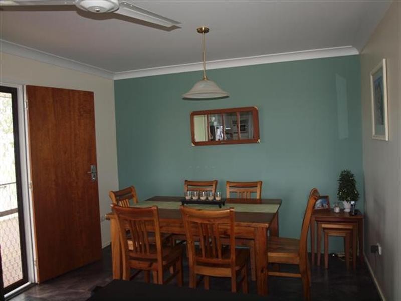 106-108 Currey Street, Roma QLD 4455