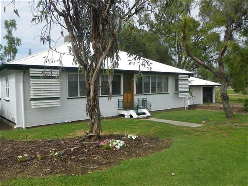 34-38 Lovell Street, Roma QLD 4455