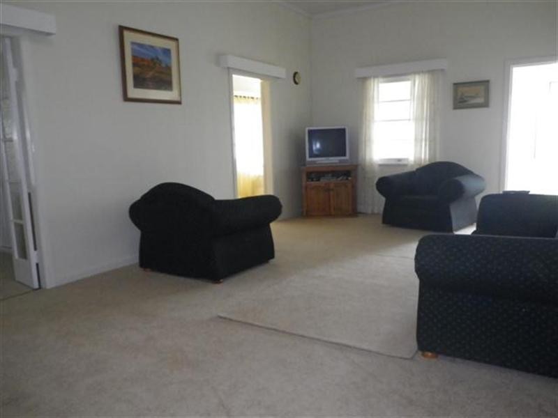 34-38 Lovell Street, Roma QLD 4455