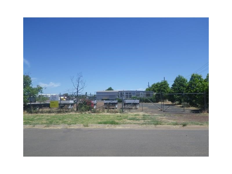 36-42 Linton, Roma QLD 4455