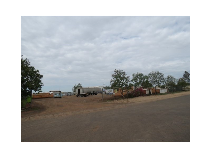 36-42 Linton, Roma QLD 4455