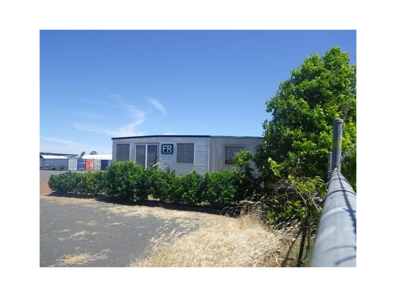 36-42 Linton, Roma QLD 4455