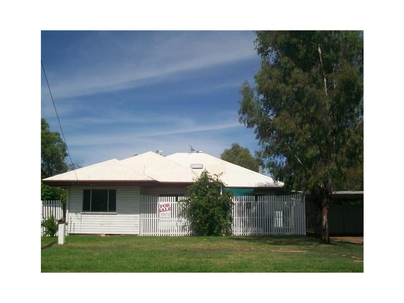 11 Major Street, Roma QLD 4455