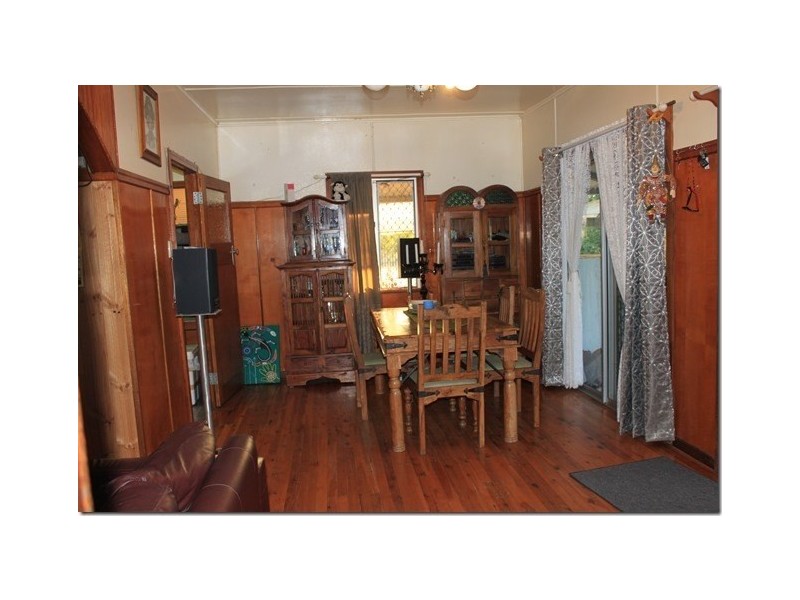 11 Major Street, Roma QLD 4455