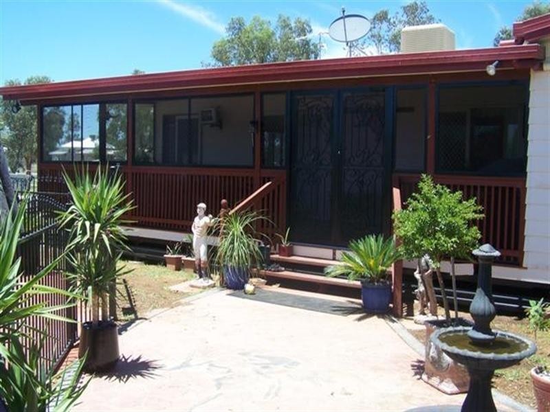 13 Maiden Street, Roma QLD 4455