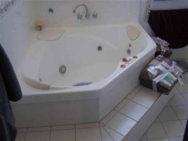 13 Maiden Street, Roma QLD 4455