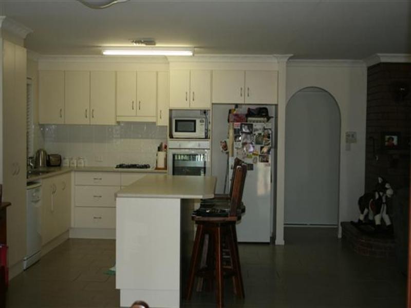 20 Edna Street, Roma QLD 4455