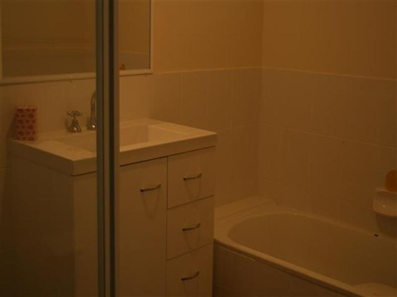 20 Edna Street, Roma QLD 4455