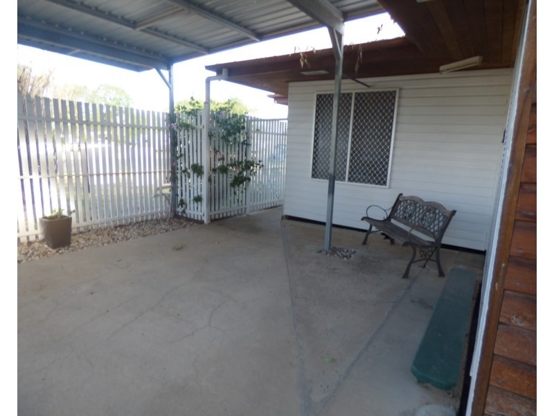 11 Major Street, Roma QLD 4455