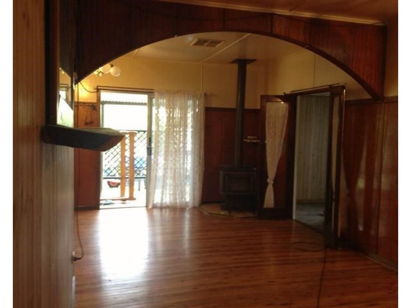 11 Major Street, Roma QLD 4455