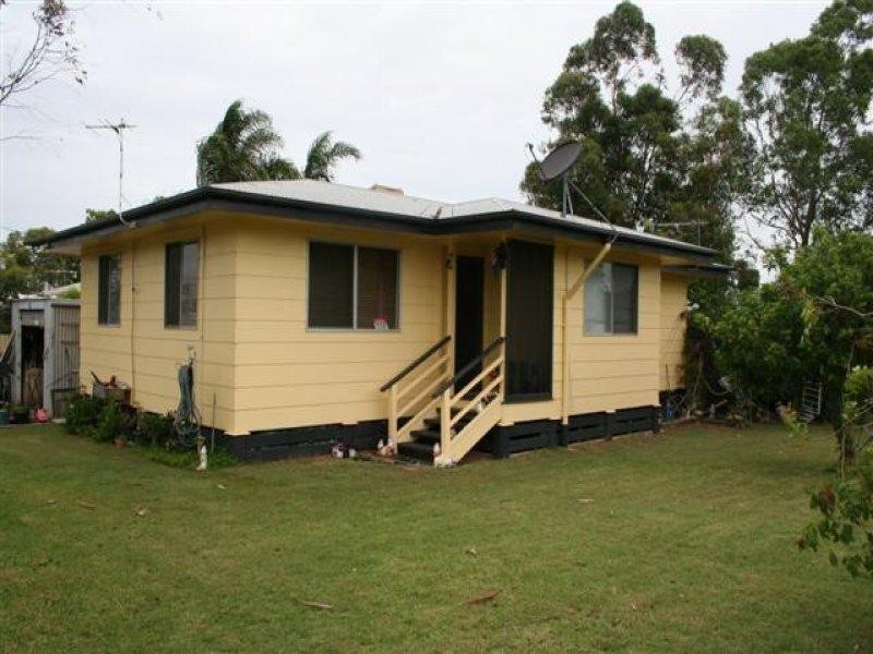 2 Holland Street, Roma QLD 4455