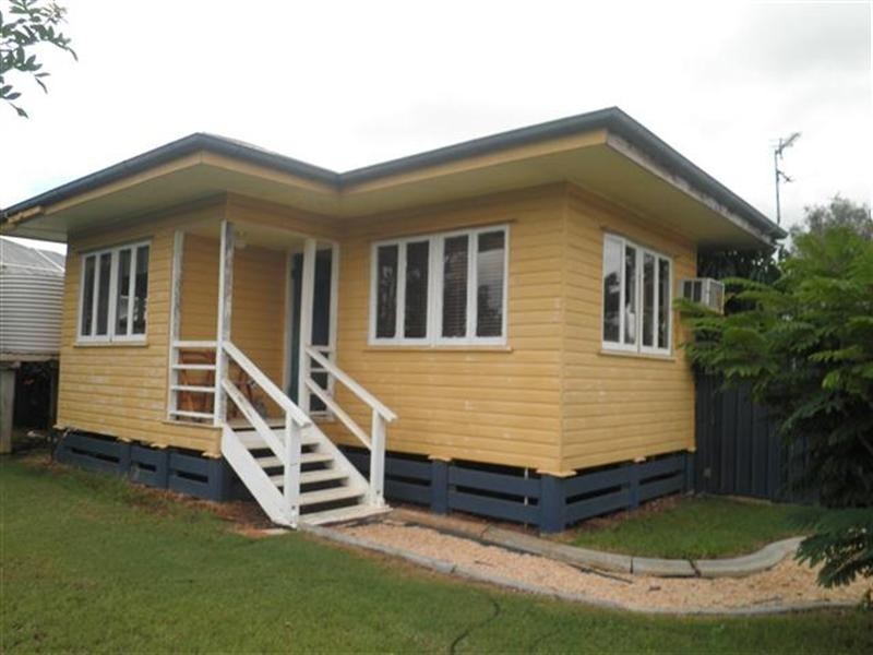 22 McEwan Street, Roma QLD 4455