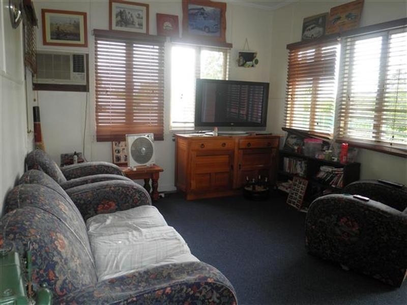 22 McEwan Street, Roma QLD 4455