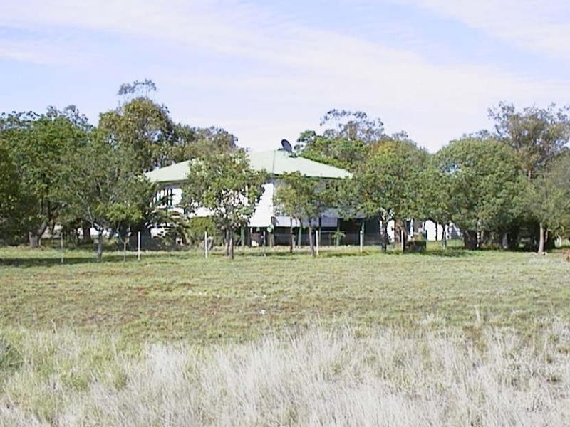 1 Araby, Roma QLD 4455