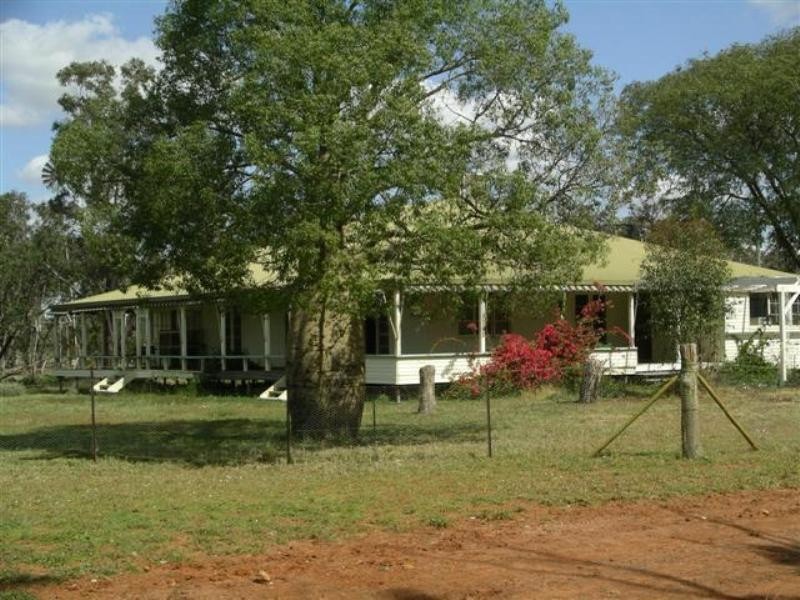 1 Quibet, Roma QLD 4455