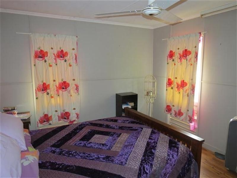 22 Jackson Street, Roma QLD 4455