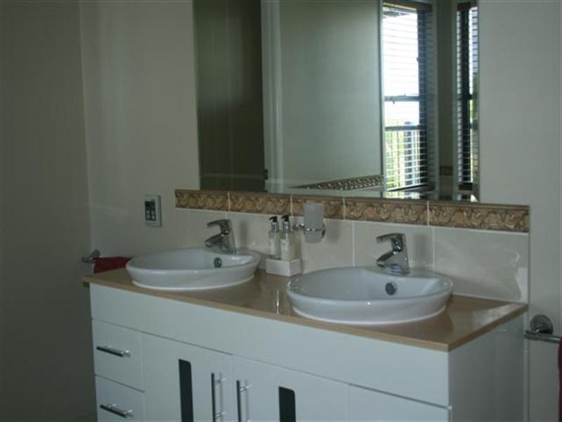 74 Orallo Road, Roma QLD 4455