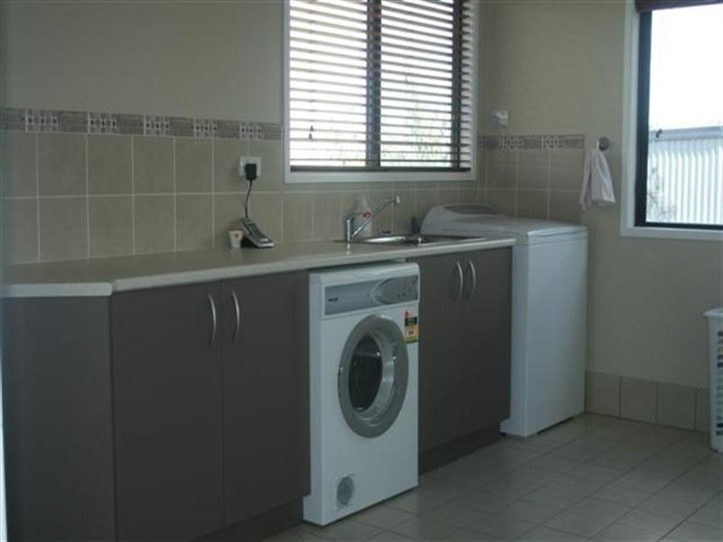 74 Orallo Road, Roma QLD 4455