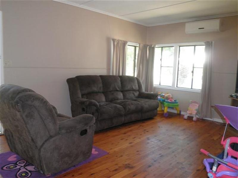37 Taylor Street, Roma QLD 4455