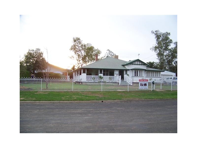 3-5 Feather Street, Roma QLD 4455