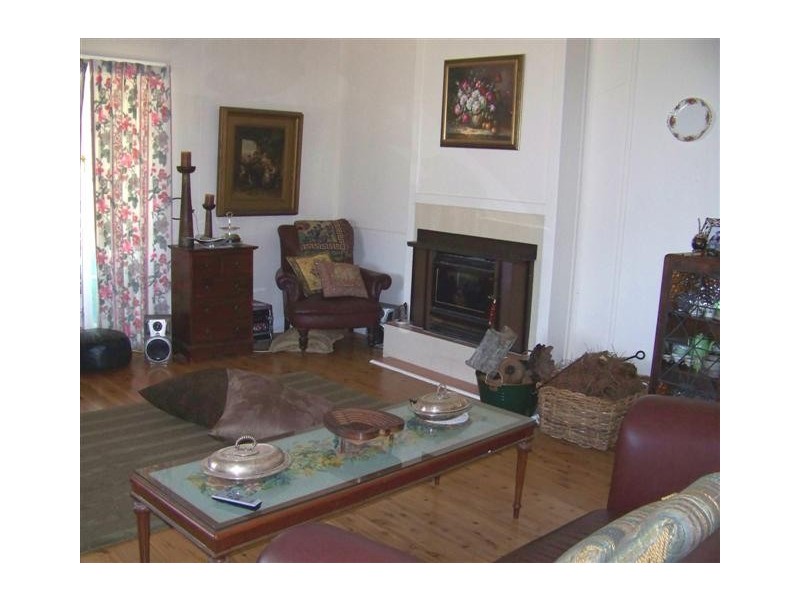 3-5 Feather Street, Roma QLD 4455