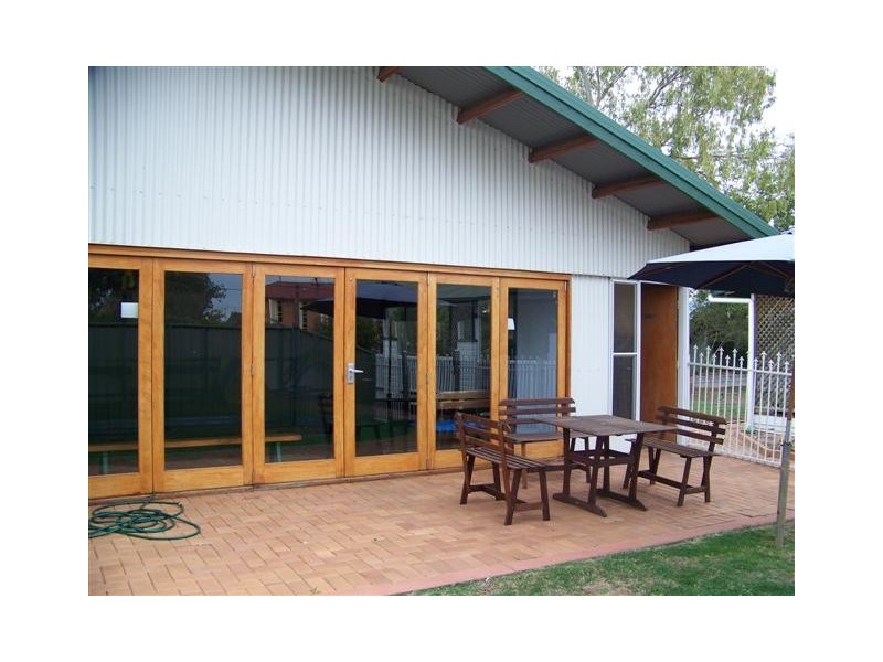 3-5 Feather Street, Roma QLD 4455