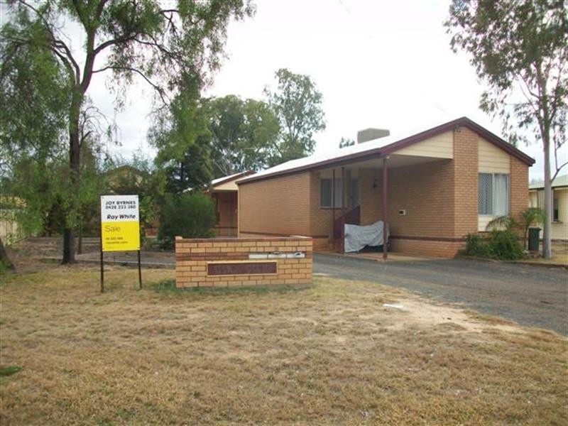 37 Miscamble Street, Roma QLD 4455