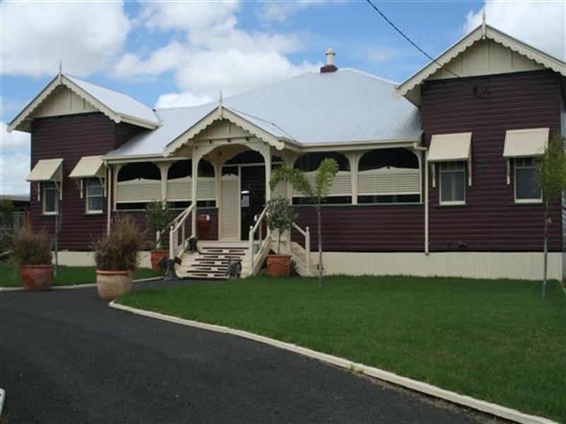 34 Robusta Drive, Roma QLD 4455