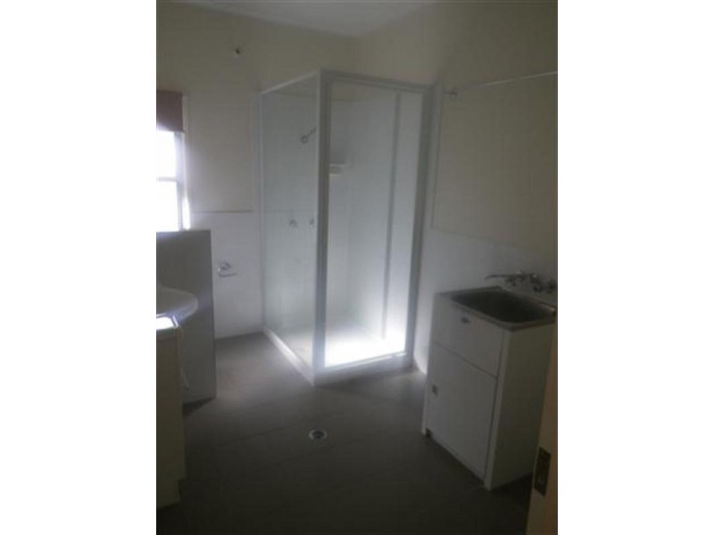 7 Lovell Street, Roma QLD 4455